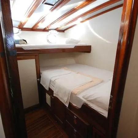 Albatros Kabin Kiralama Botel *