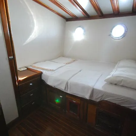 Botel Albatros Kabin Kiralama Fethiye